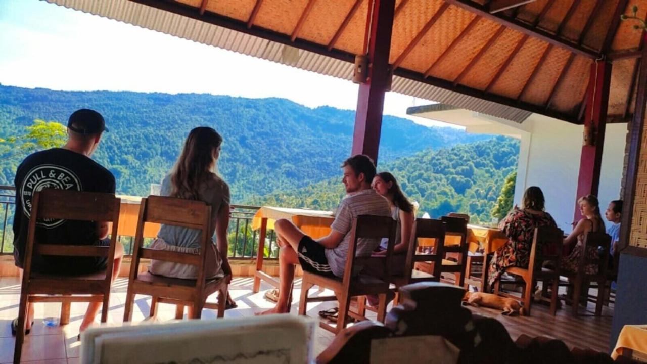 Aris Homestay And Warung Made 문덕 외부 사진