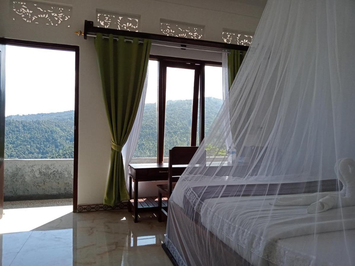 Aris Homestay And Warung Made 문덕 외부 사진