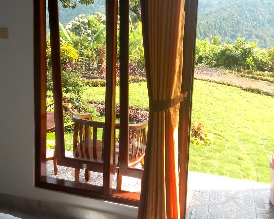 Aris Homestay And Warung Made 문덕 외부 사진