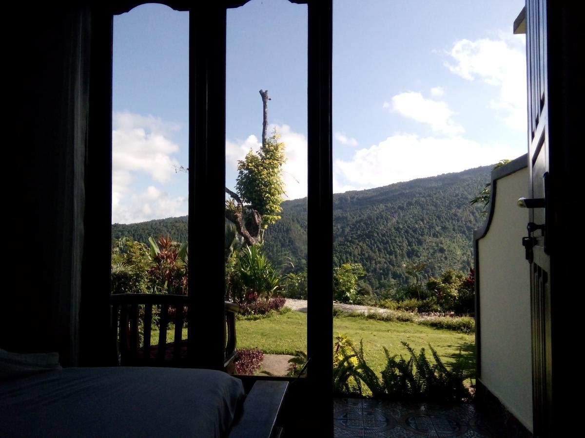 Aris Homestay And Warung Made 문덕 외부 사진