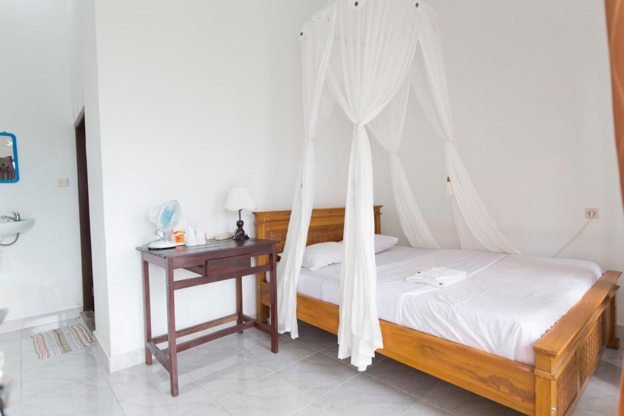 Aris Homestay And Warung Made 문덕 외부 사진